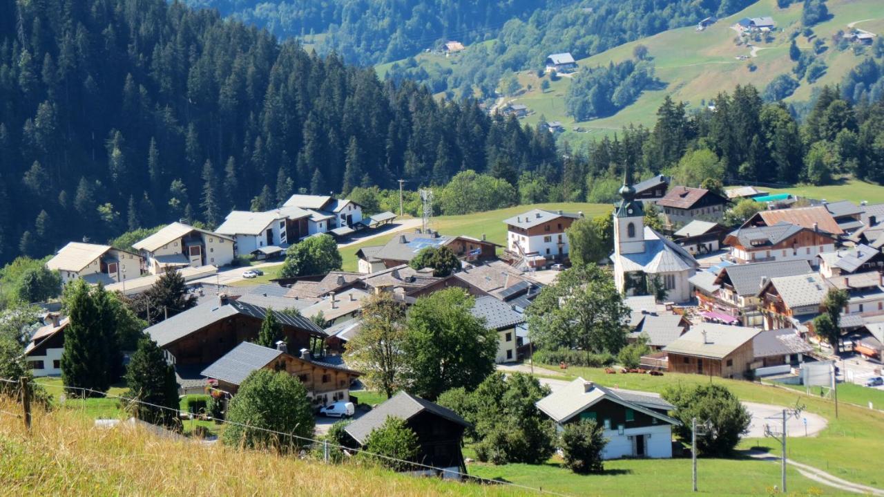 Appartement Confortable Avec Vue Sur La Montagne Notre-Dame-de-Bellecombe Exteriör bild