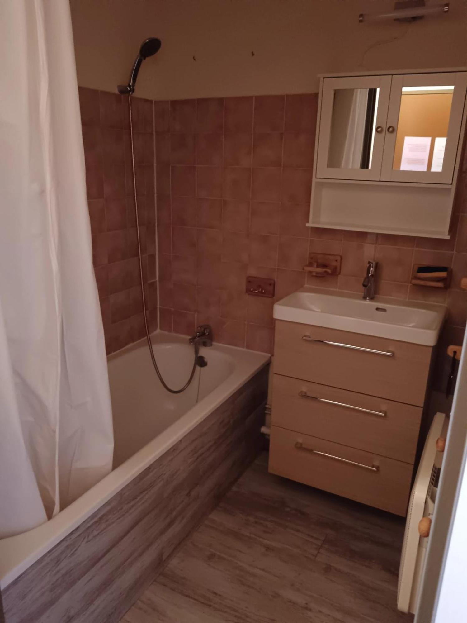 Appartement Confortable Avec Vue Sur La Montagne Notre-Dame-de-Bellecombe Exteriör bild